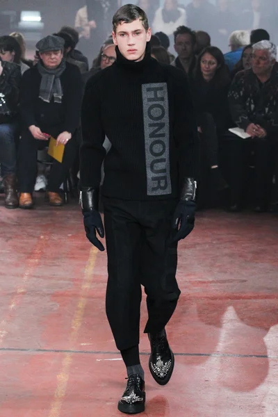 Look 6